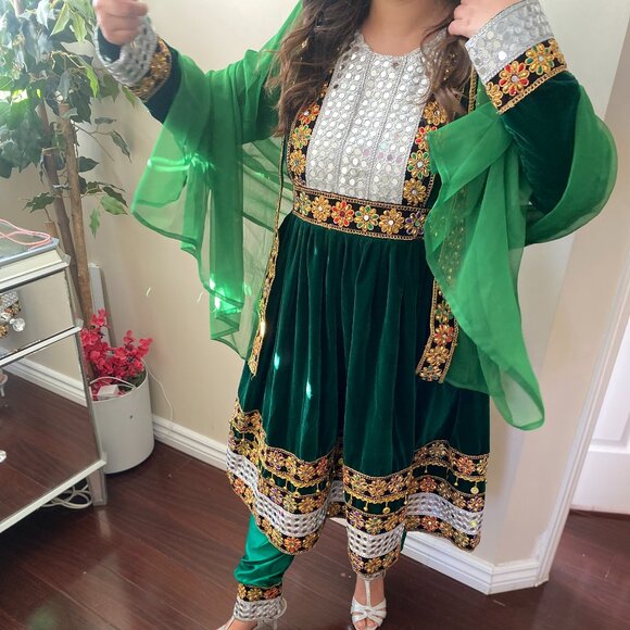 New Green Afghan Nikkah Dress - Picture 5 of 5